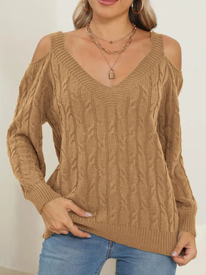 Front detail of Cable-Knit V-Neck Long Sleeve Sweater