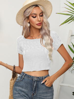 Women’s cable-knit round neck knit top front style