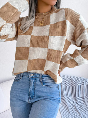 fashionable front look of checkered sweater