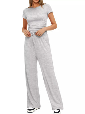 Casual short sleeve top and pants set front look