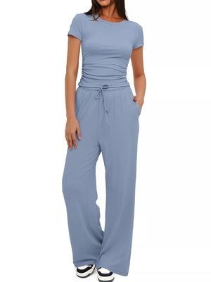 Minimal style short sleeve top and pants set front