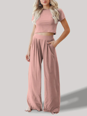 Front casual style of round neck short sleeve top and pants