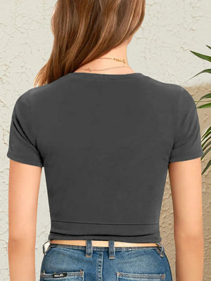Crop T-Shirt back detail showing minimalistic design and comfort