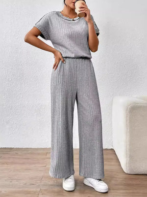 Stylish front view of round neck short sleeve top and pants set