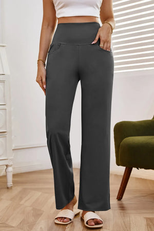 Wide leg high waist pants front fabric detail