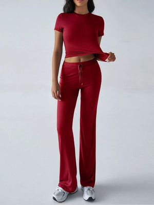 Front minimal style of round neck short sleeve top and pants set