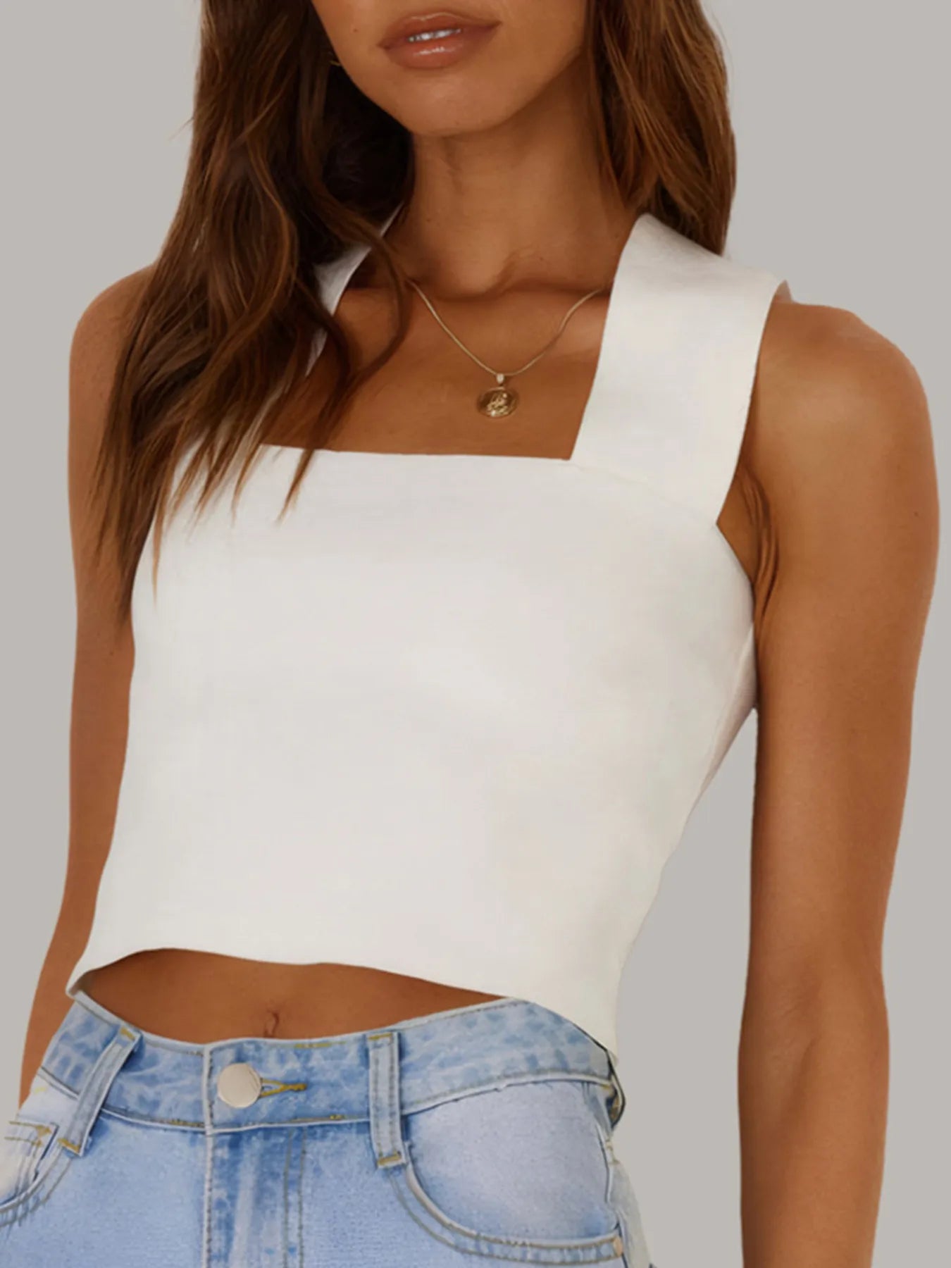 Classic square neck ribbed crop tank top front