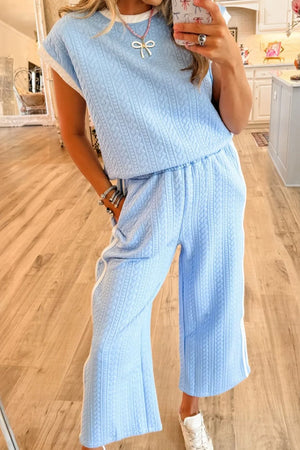 Contrast edge top and high waist pants front view