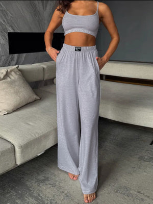 scoop neck cami and pants set front view stylish casual outfit