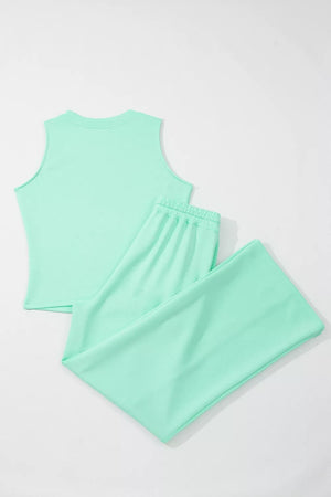 Drawstring waistband casual set displayed