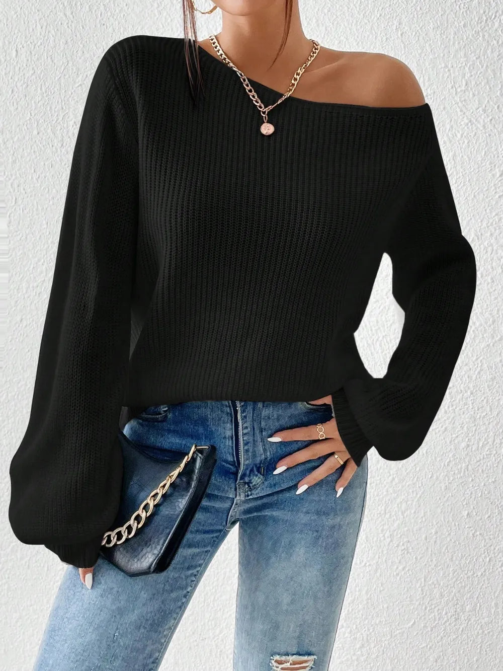 Classic front style of Honey Single Shoulder knit sweater