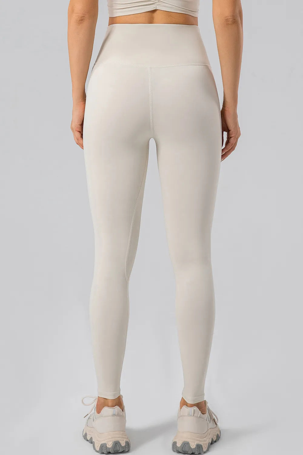 Stretchy high waist wide waistband leggings back look