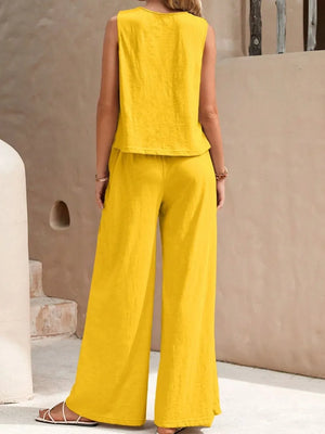 Back view sleeveless top and wide leg pants set
