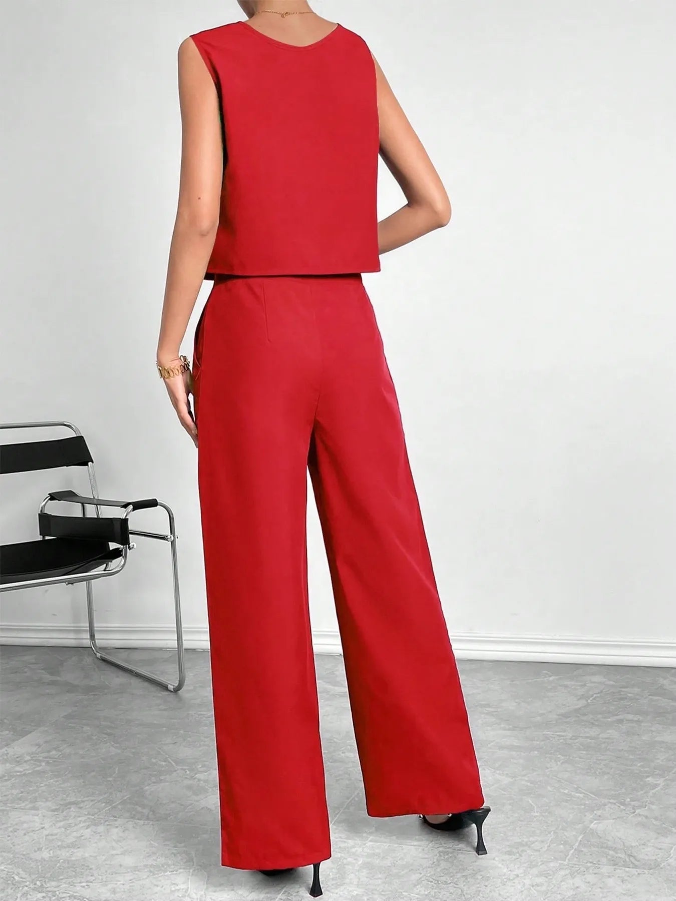 round neck top and pants set back side outfit