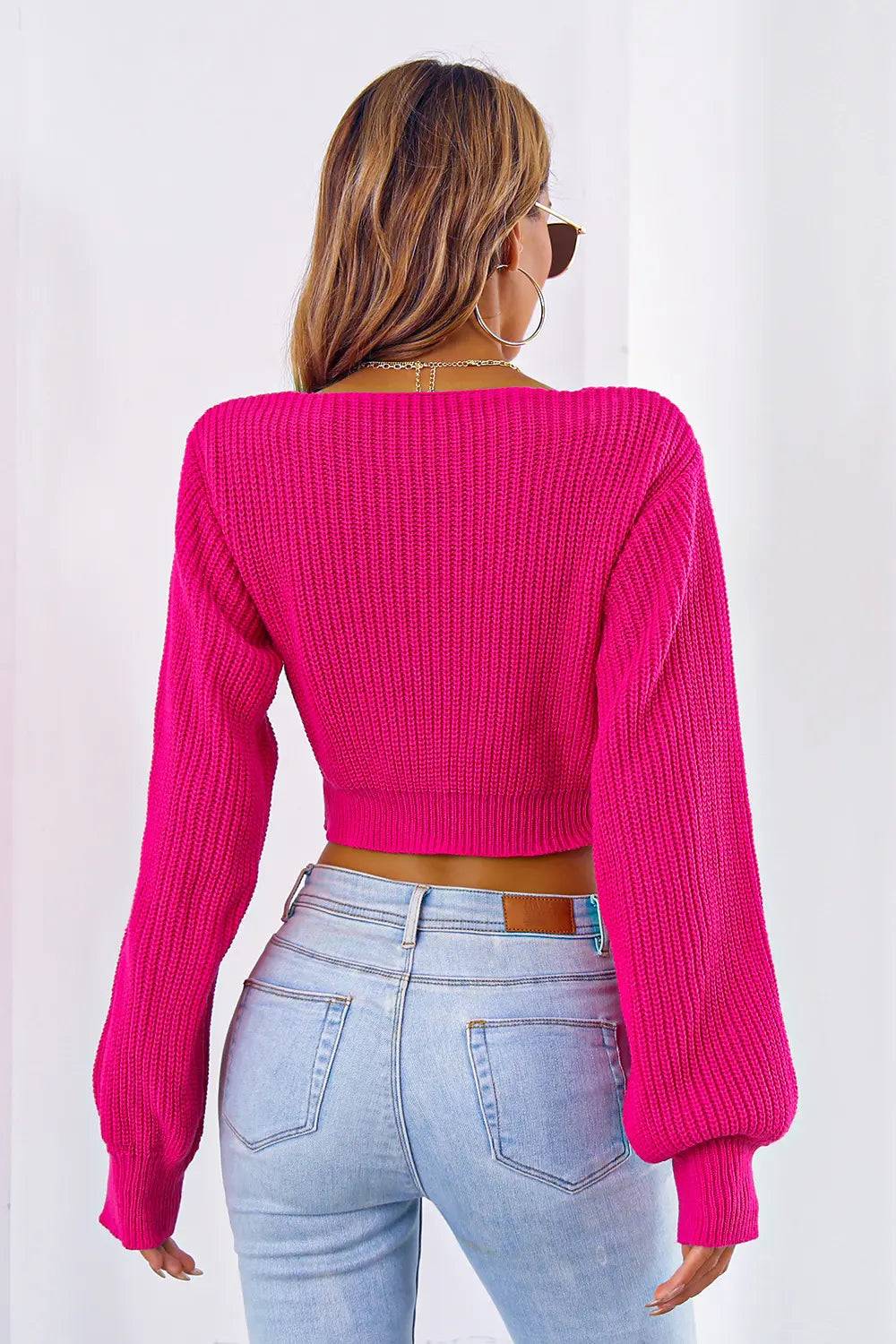Back design of V-neck cropped sweater for women