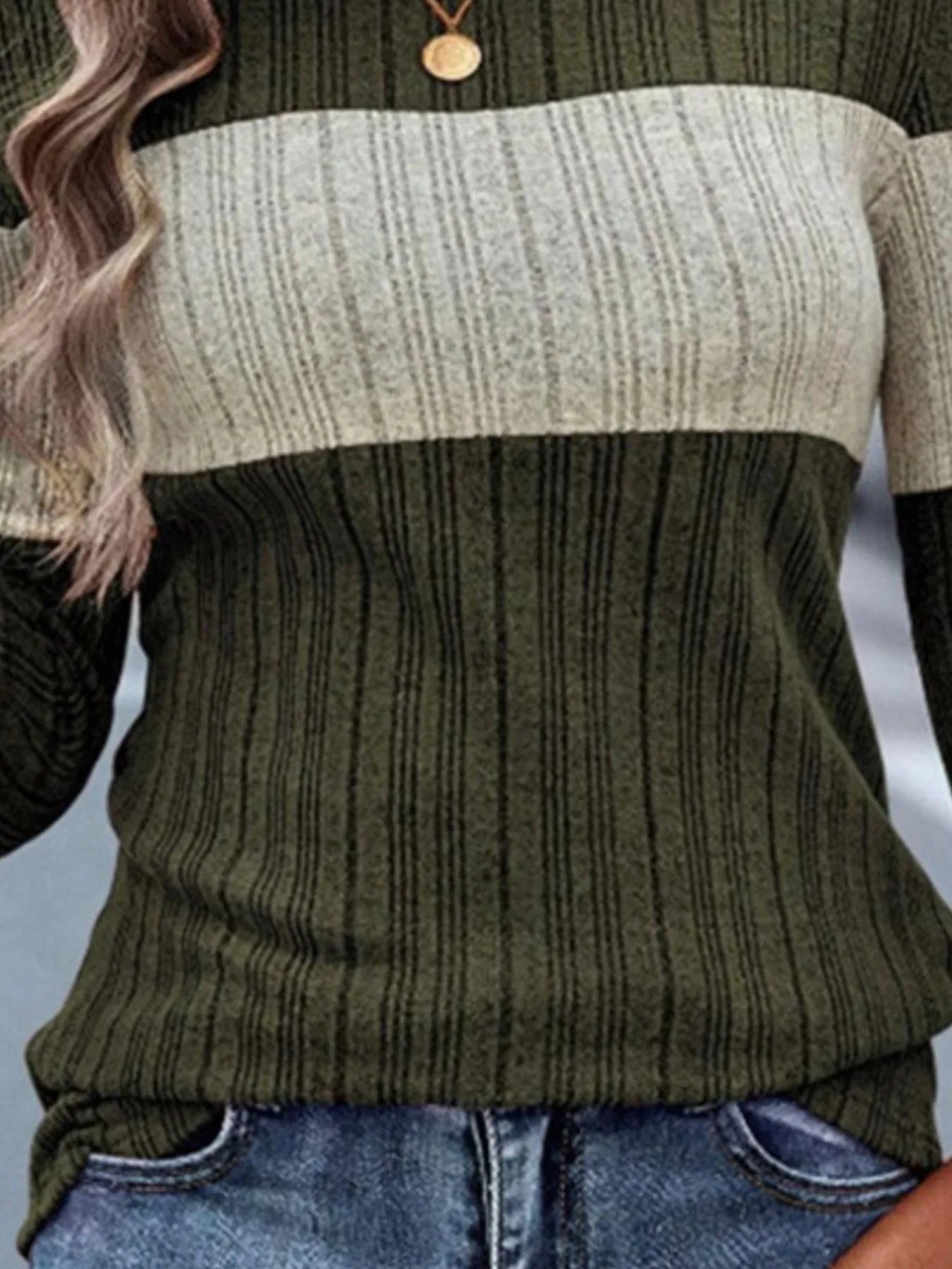 Round neck long sleeve sweater color block front detail