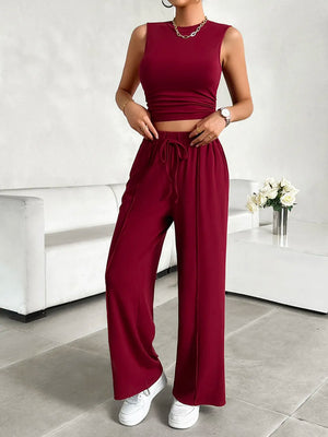 Front view of Devine casual sleeveless two-piece set