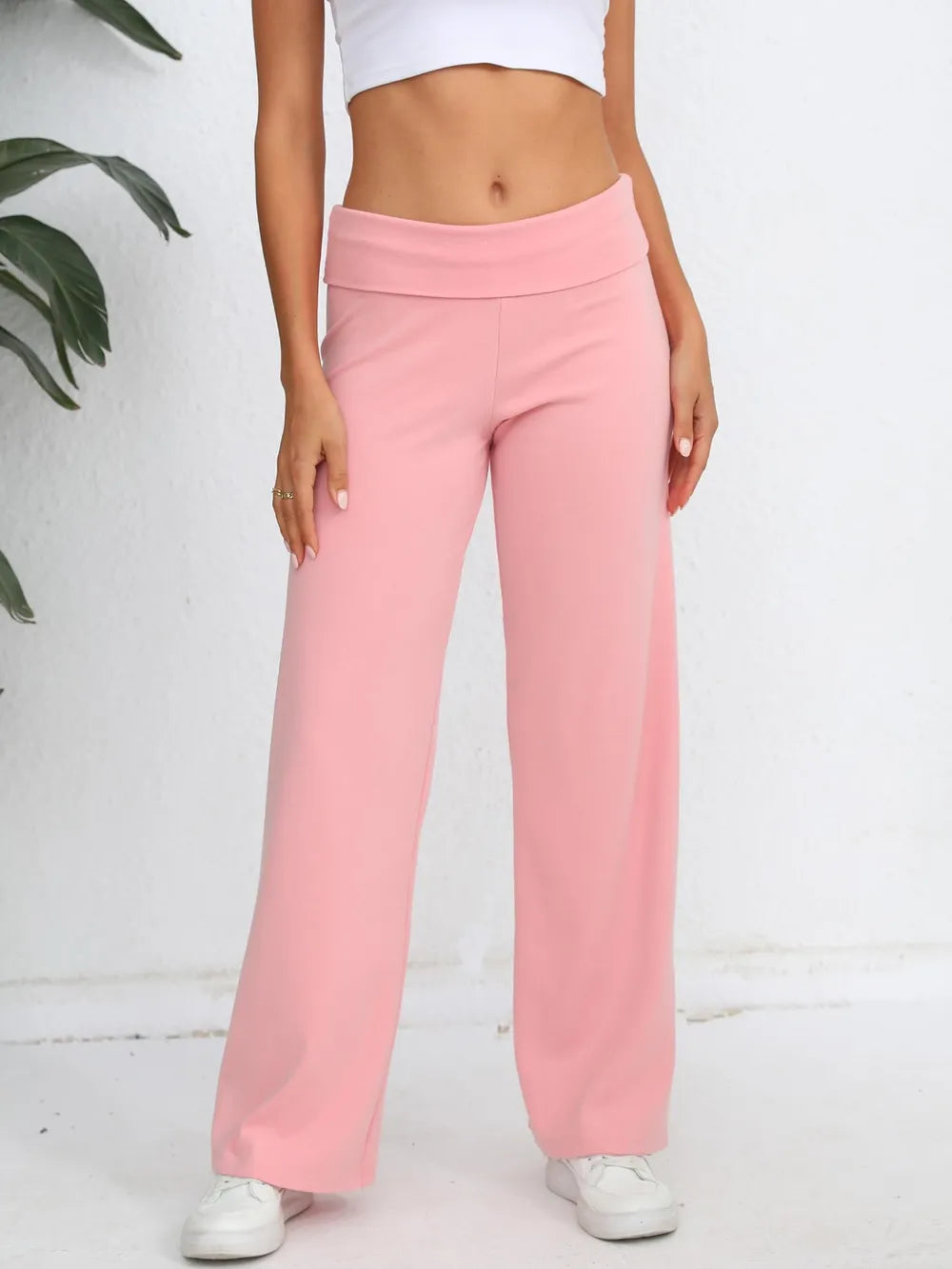 Comfortable elastic waist wide leg pants front