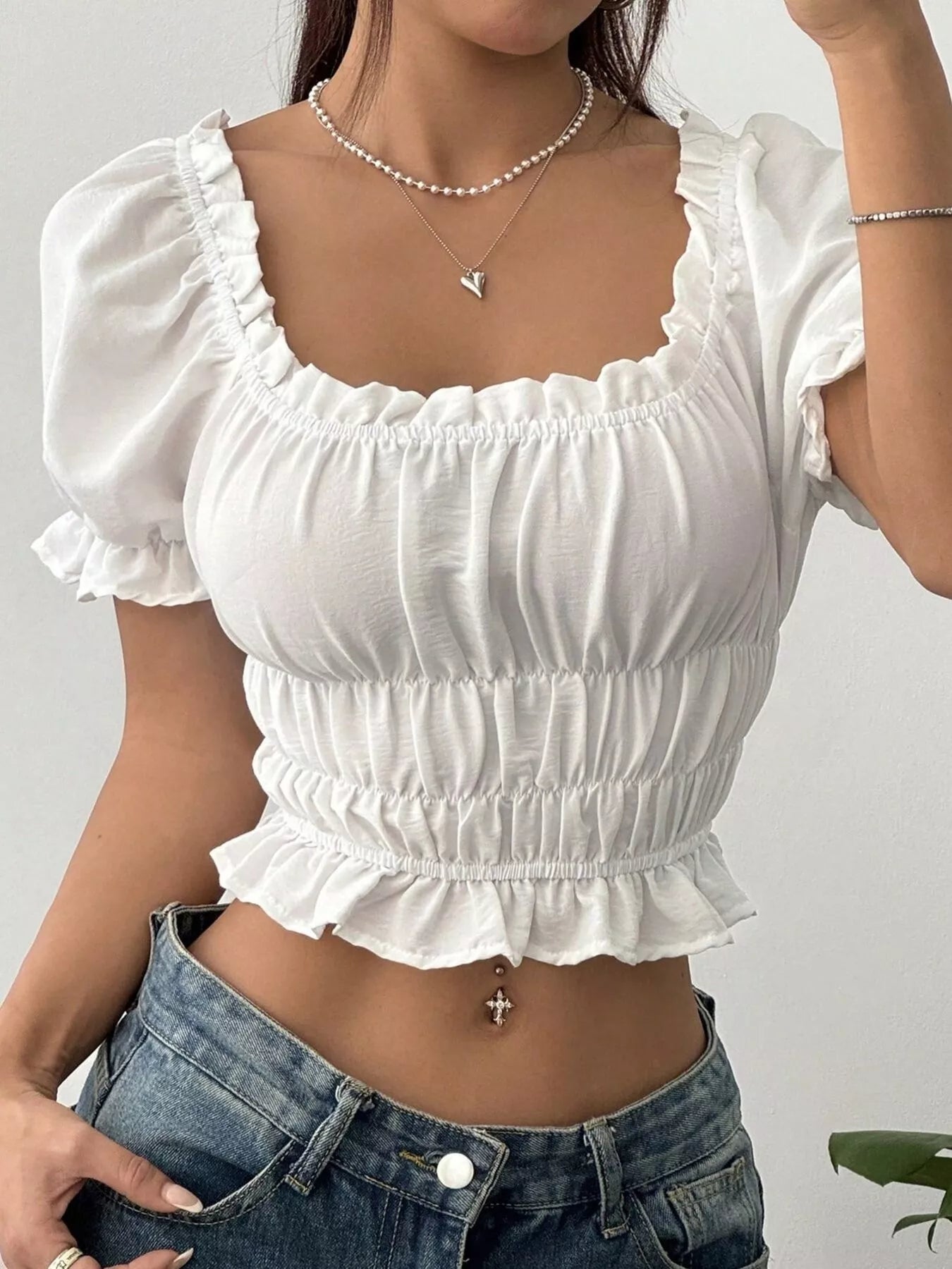 Frill ruffled hem puff sleeve crop blouse front view