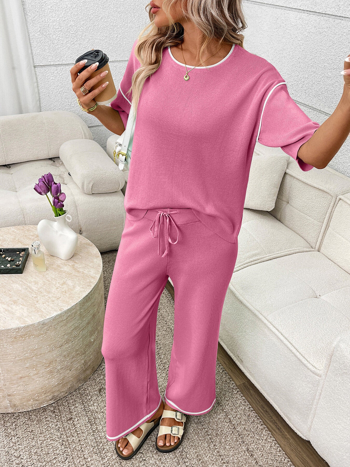 Front fashionable look of half sleeve outfit set