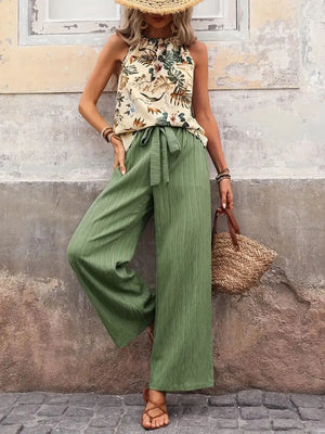 Printed tank top and wide leg pants set complete front look