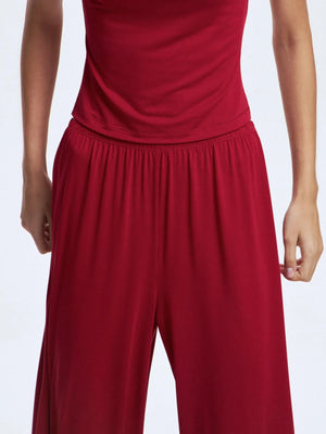Model wearing set, front view