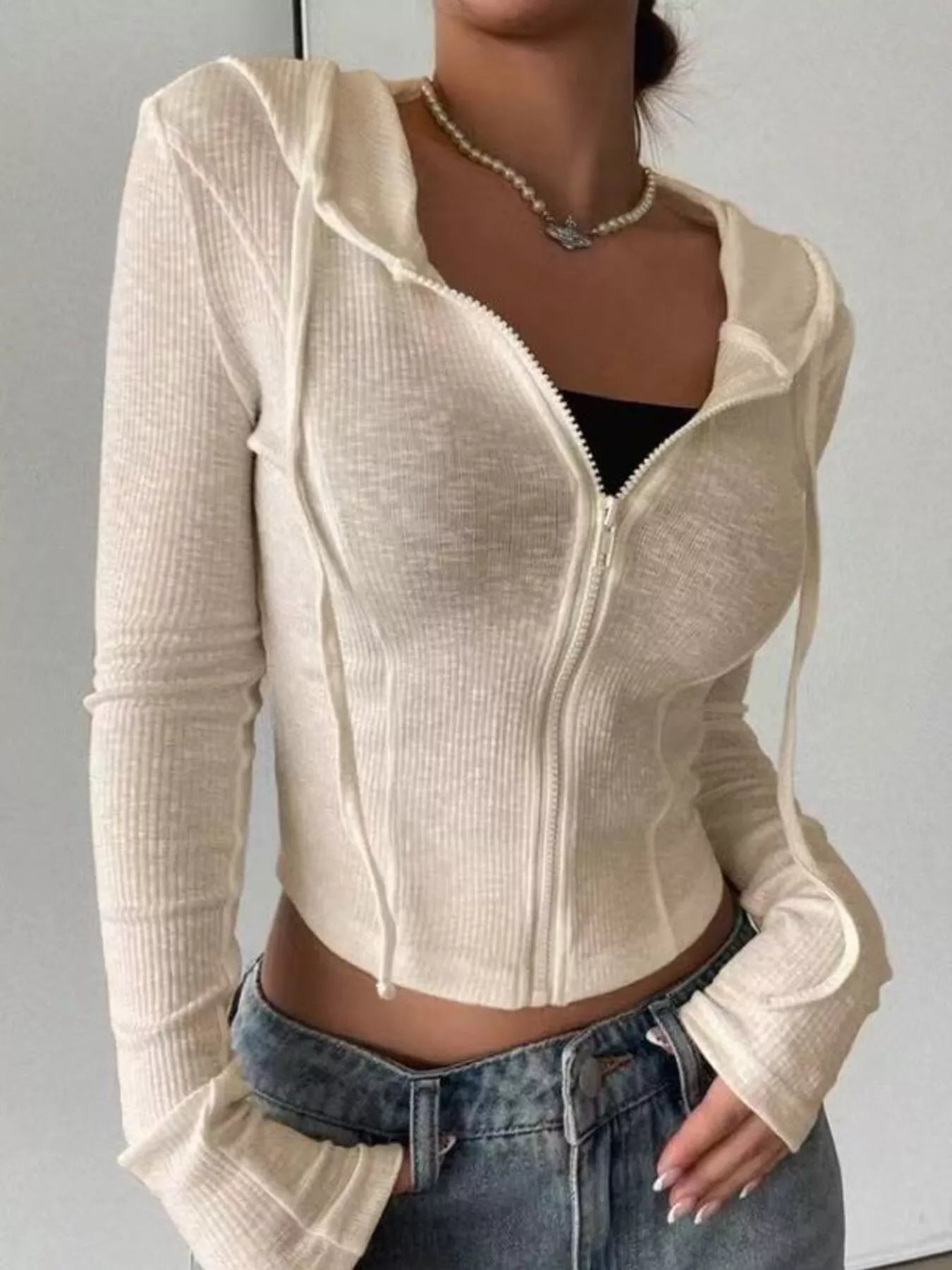 Complete look of ribbed knit cropped zip-up jacket