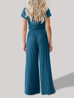 Back view of round neck short sleeve top and pants set