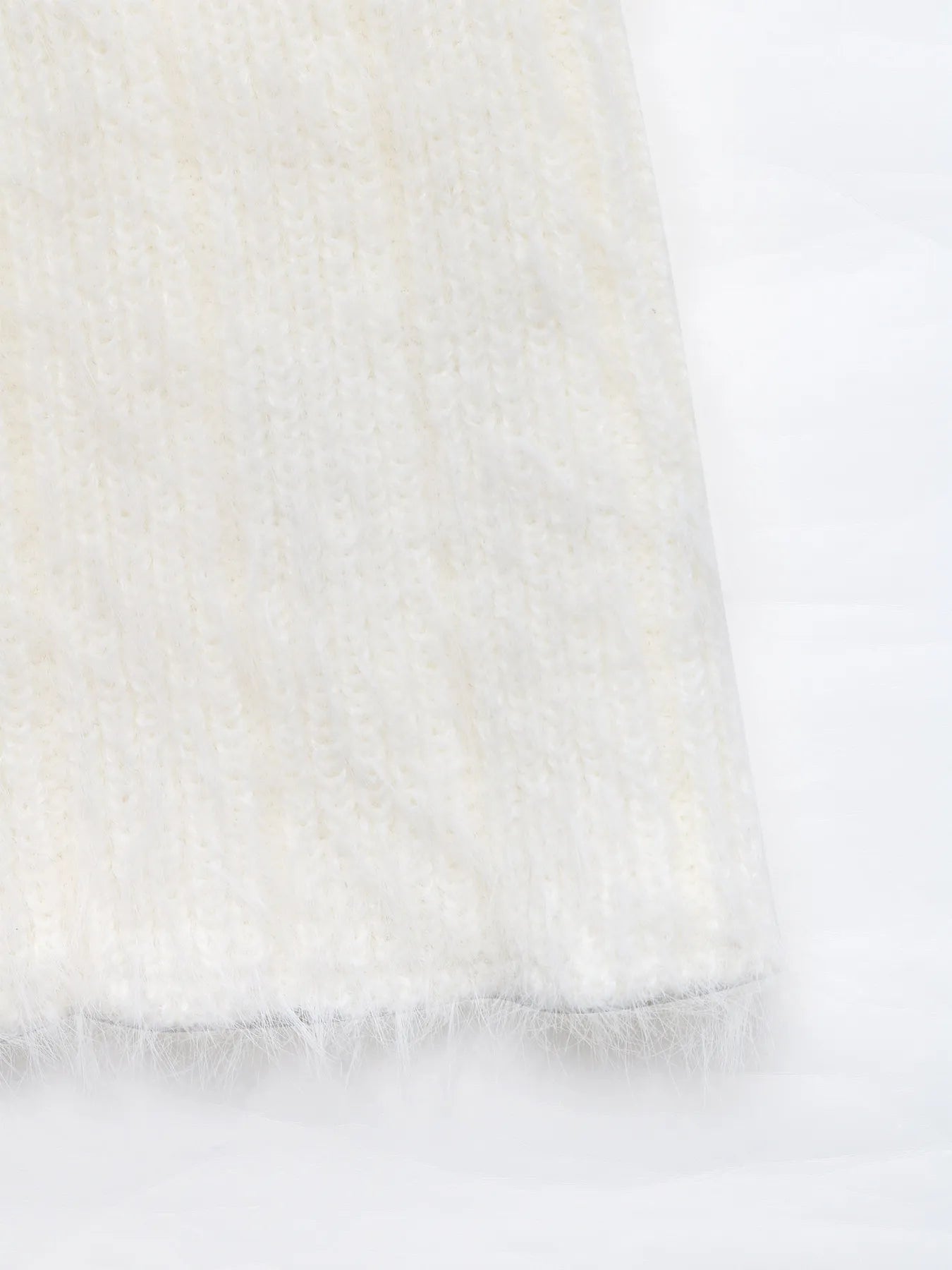 Long sleeve scoop neck sweater fabric detail