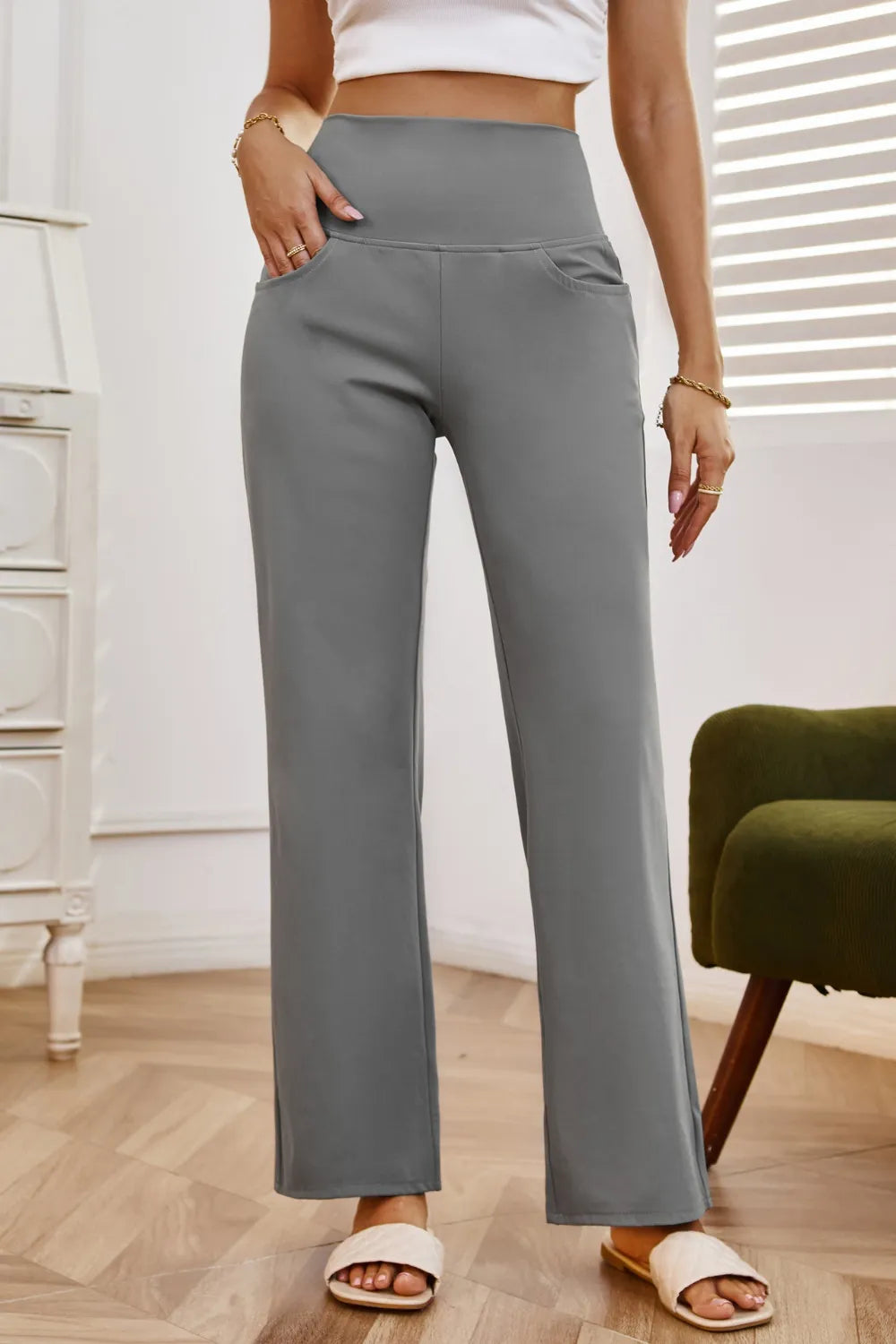High waist wide leg pants with pockets front view
