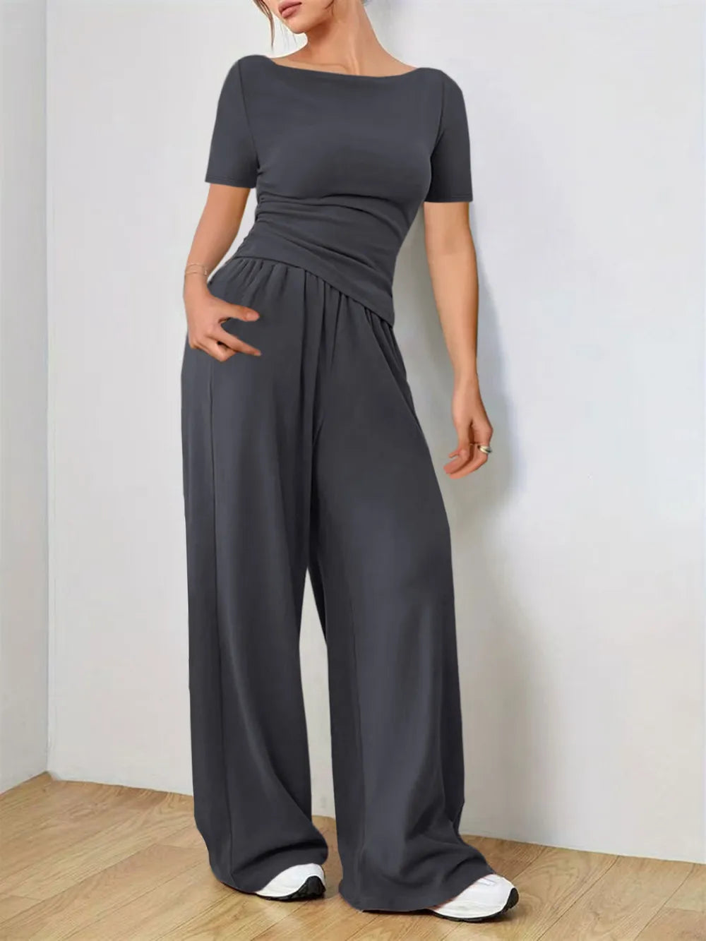 Full length round neck short sleeve T-shirt and pants set