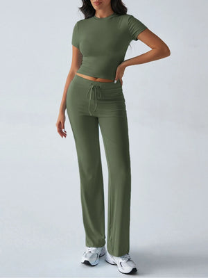 Front soft fabric look of round neck short sleeve top and pants set