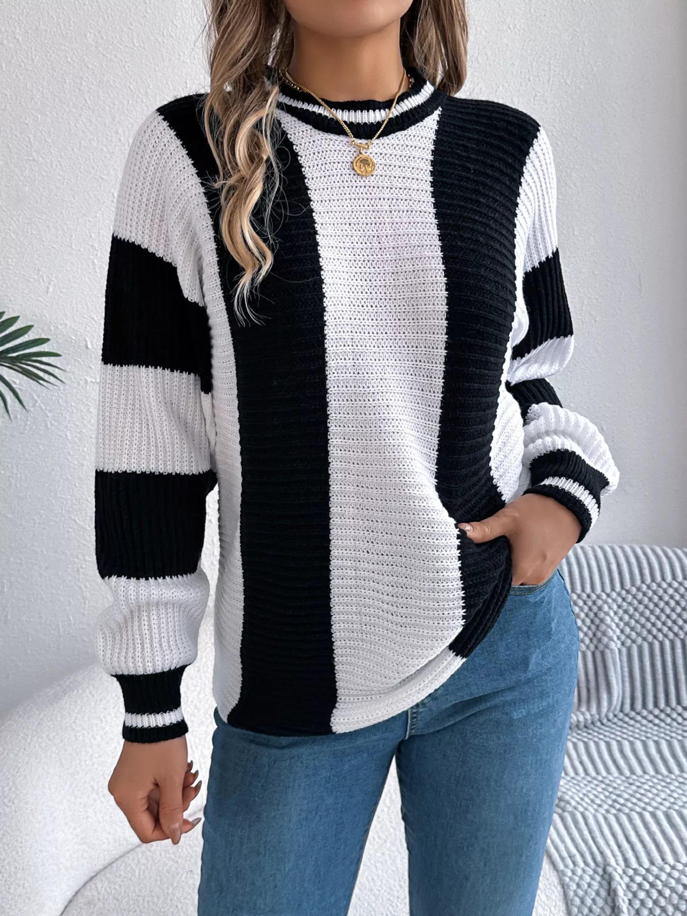 color block round neck sweater front view casual style