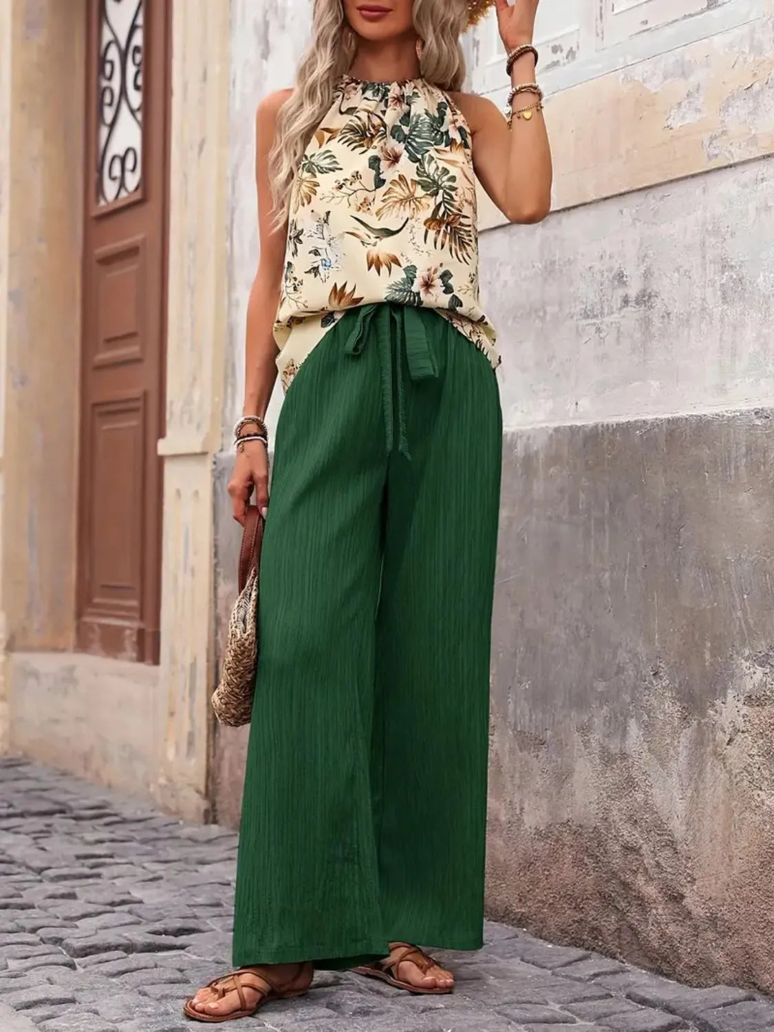Women's printed tank top and wide leg pants set front angle